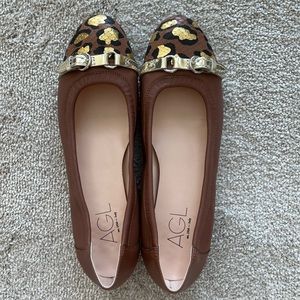 *Price drop!!* ⭐️ Amazing Brand New AGL “Monika” style cap toe ballet flat